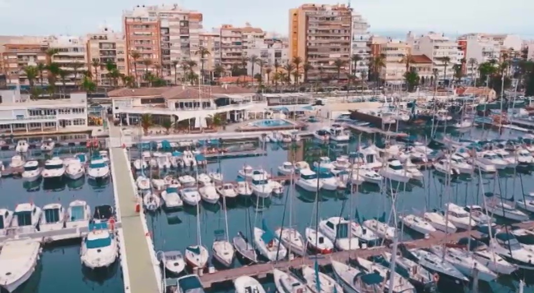 Presentacion de libro y documental del 50 aniversario del Real Club Náutico de Torrevieja